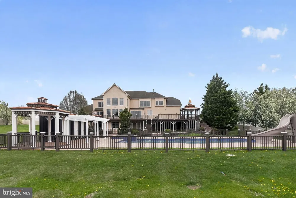 1368 Worthington Ct, Ambler, PA 19002