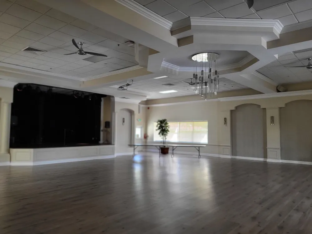 10215 N Circle Lake Dr, Boynton Beach, FL 33437