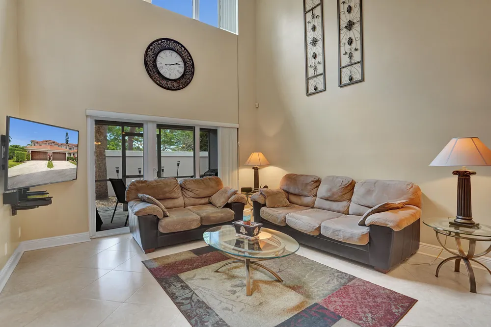10474 Mateo Ct, Boca Raton, FL 33498