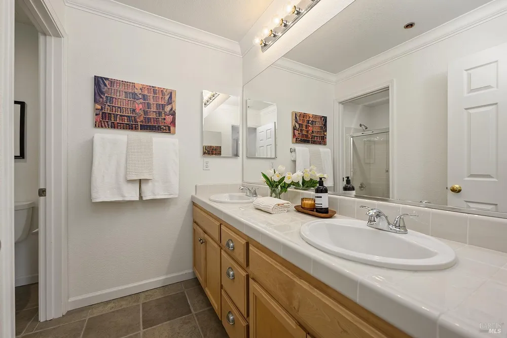 38 Maybeck St, Novato, CA 94949-6172