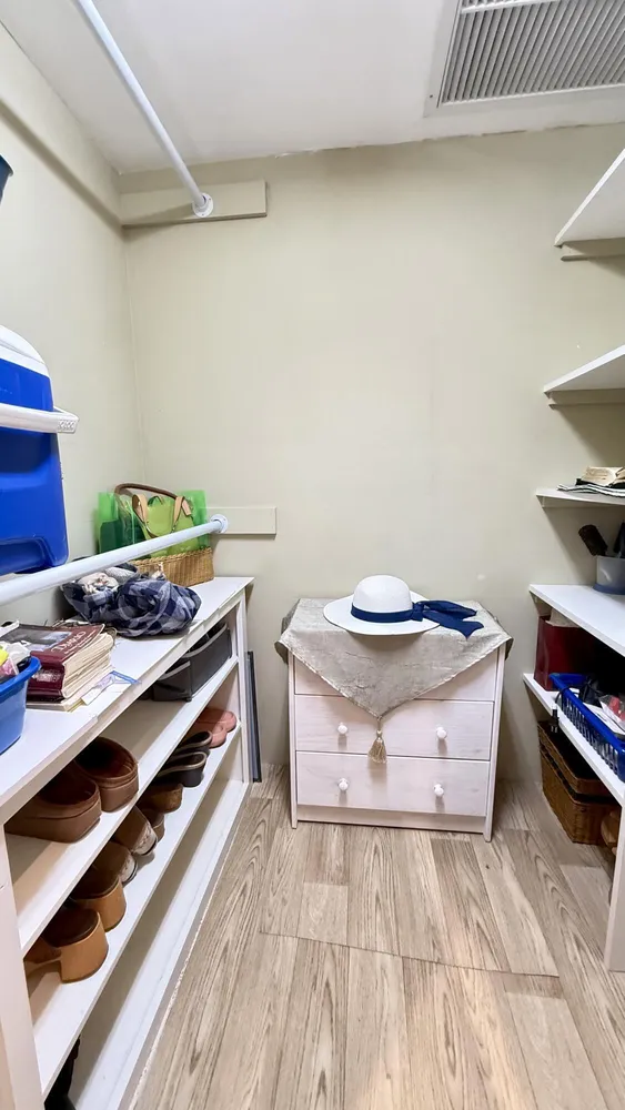 2728 Garden Dr N, Lake Worth Beach, FL 33461