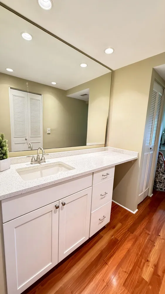 2728 Garden Dr N, Lake Worth Beach, FL 33461