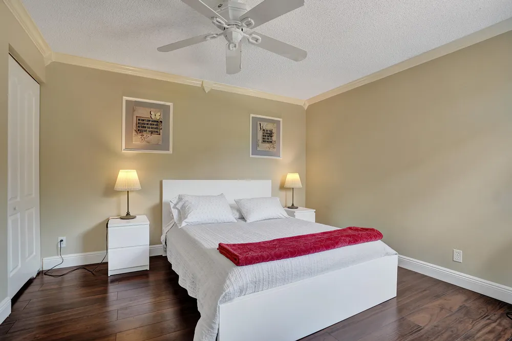 10474 Mateo Ct, Boca Raton, FL 33498