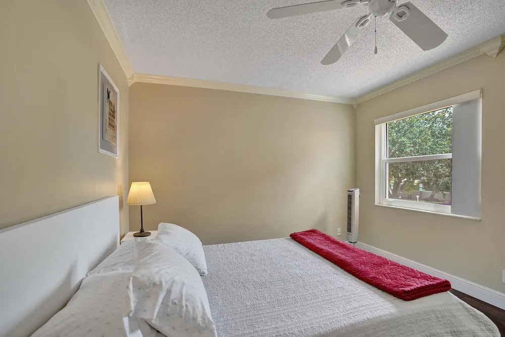 10474 Mateo Ct, Boca Raton, FL 33498