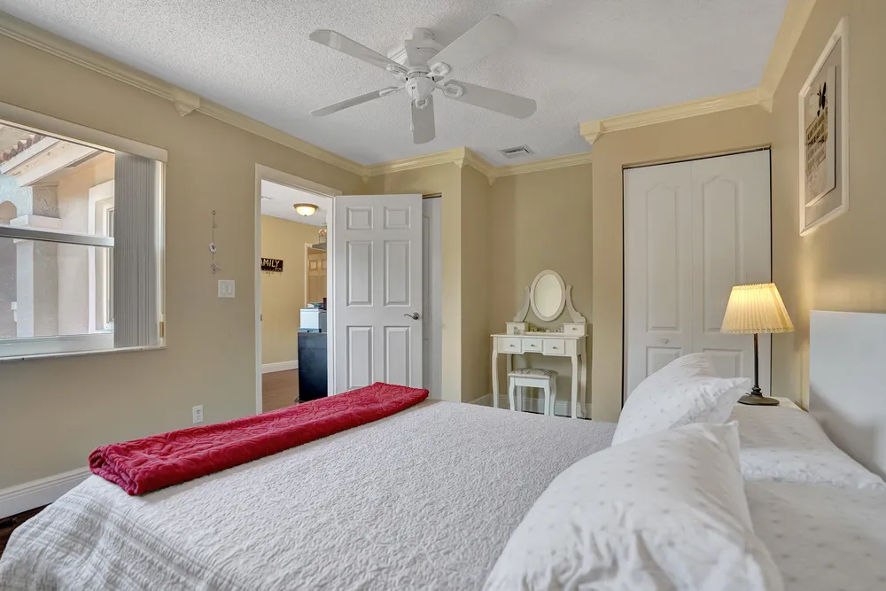 10474 Mateo Ct, Boca Raton, FL 33498