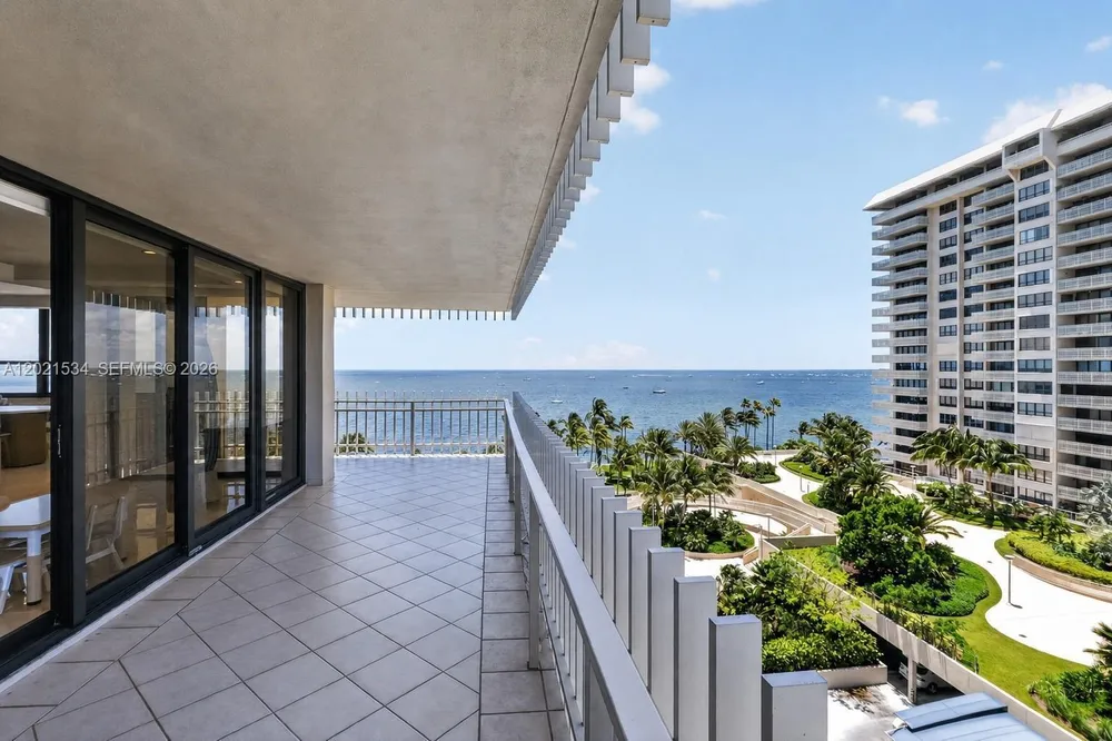 2 Grove Isle Dr, Miami, FL 33133