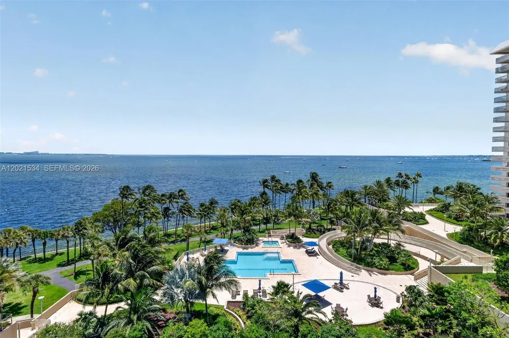 2 Grove Isle Dr, Miami, FL 33133