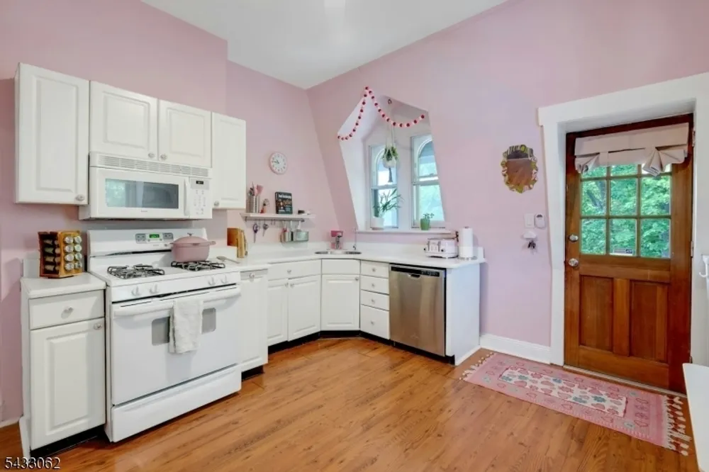 118 Linden Ave, Bloomfield, NJ 07003