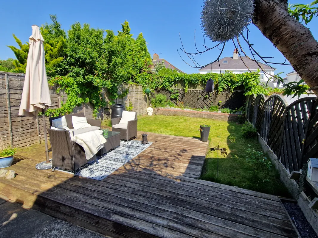 VINTIN TERRACE, PORTHCAWL, CF36 5LS