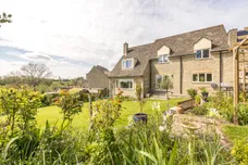 Walnut Close, Woodstock, OX20 photo 5