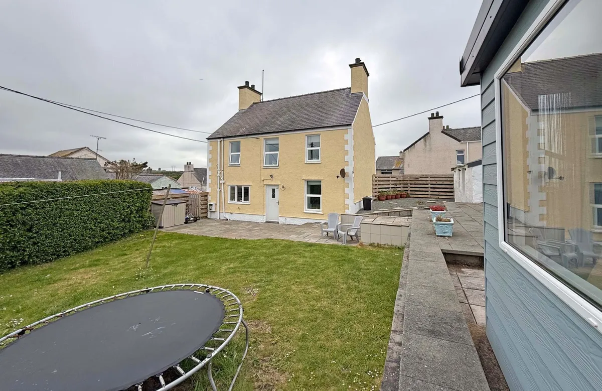 Bryngwynt Street, Amlwch Port, Amlwch, Isle of Anglesey, LL68