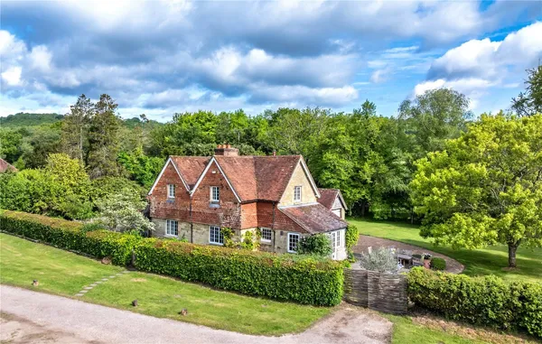 Wardley Green, Milland, GU30 photo 1