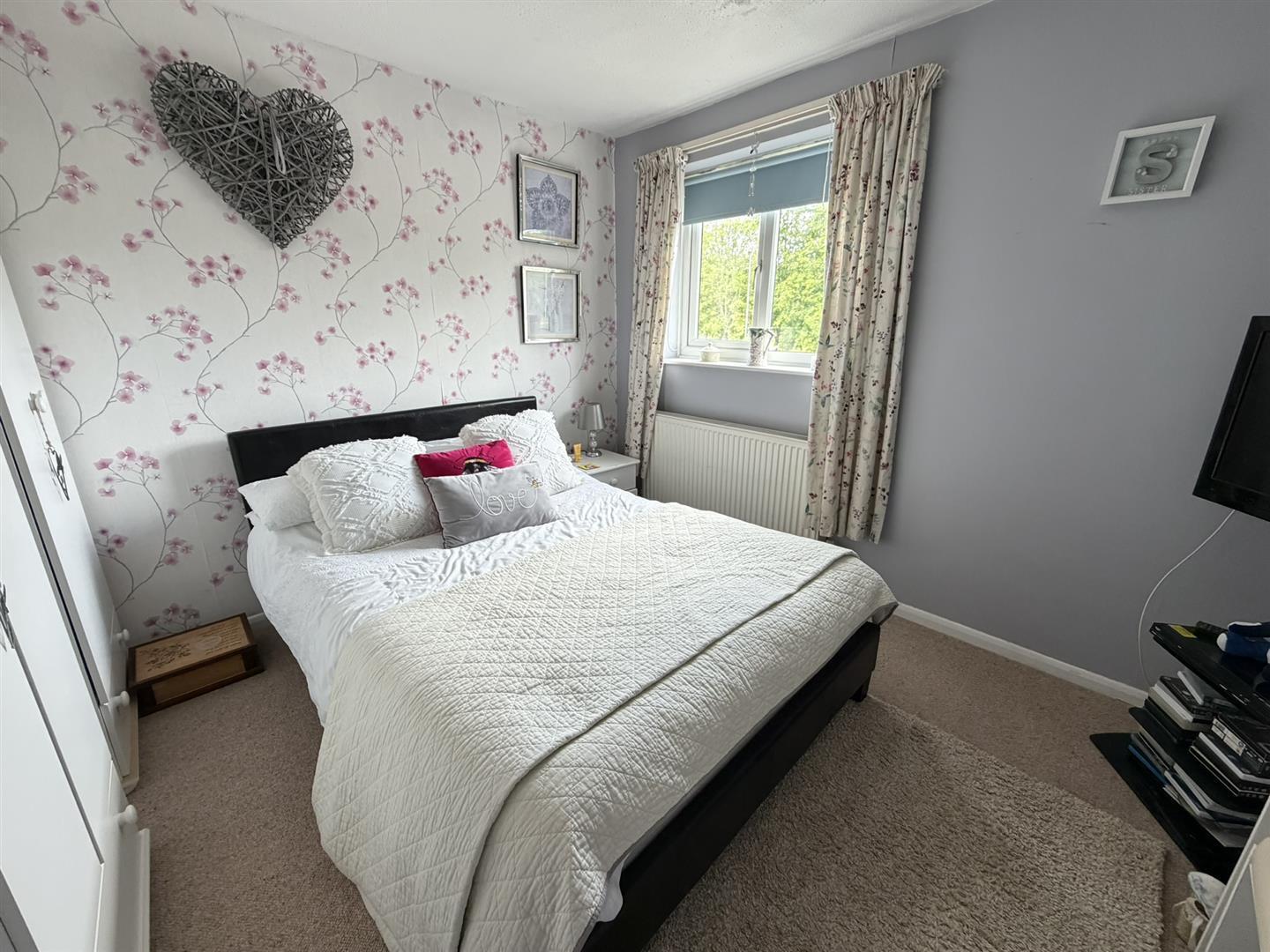 Exeter Close, Daventry Image 8
