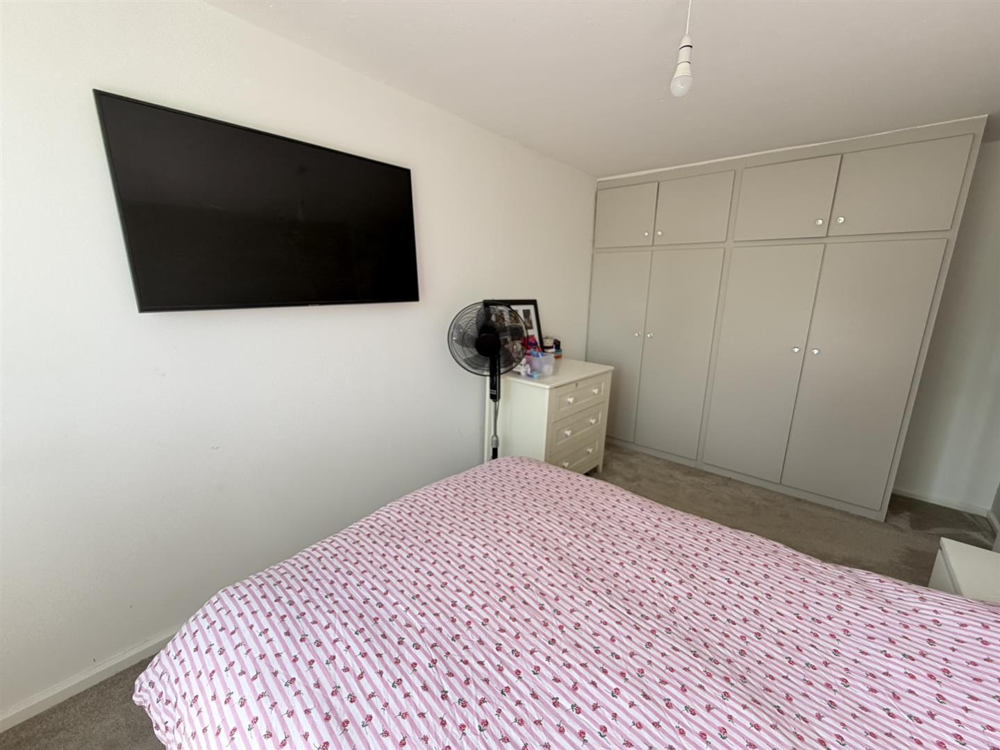 Admirals Way, Daventry Image 11