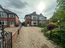 Town Moor Avenue, Doncaster photo