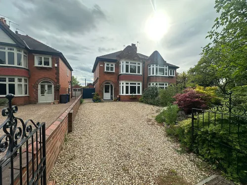 Town Moor Avenue, Doncasterphoto