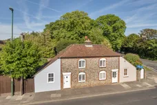 St. Pauls Road, Chichester, PO19 photo 1