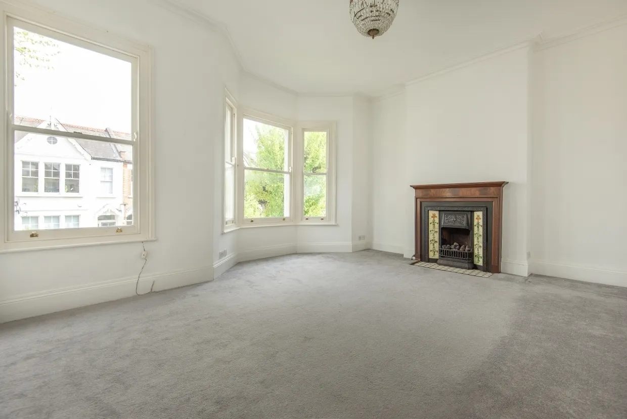 Crescent Lane, London, SW4 photo 8