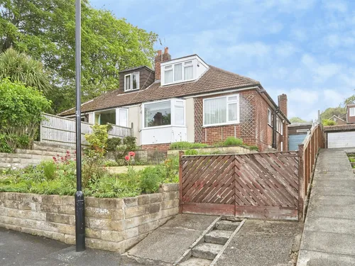 Newlay Wood Avenue, Horsforth, Leedsphoto