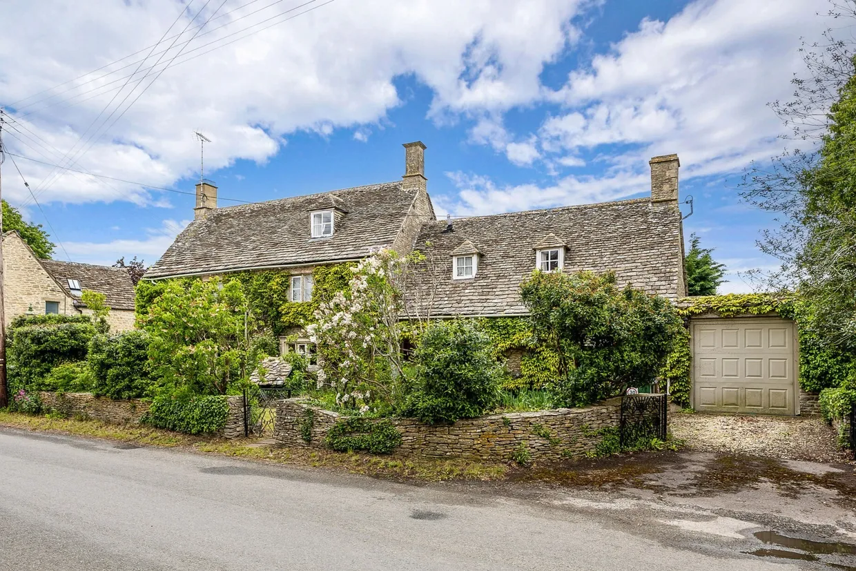 Marston Meysey, Wiltshire, SN6 photo 1