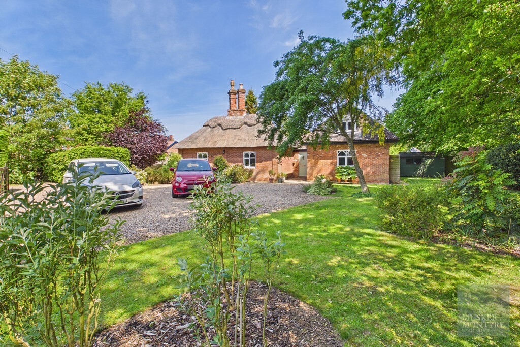 Threadneedle Street, Bergh Apton Image 21