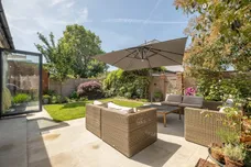 Tudor Road, Hampton, TW12 photo 4