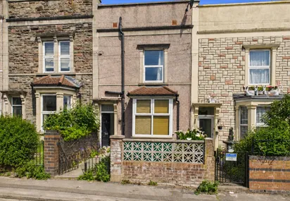 Heron Road, Easton