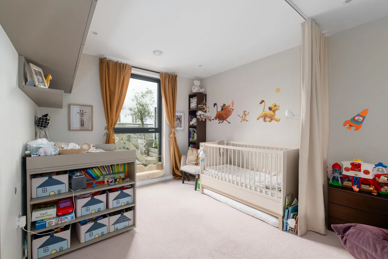 Hawthorne Crescent, London, SE10 photo 6