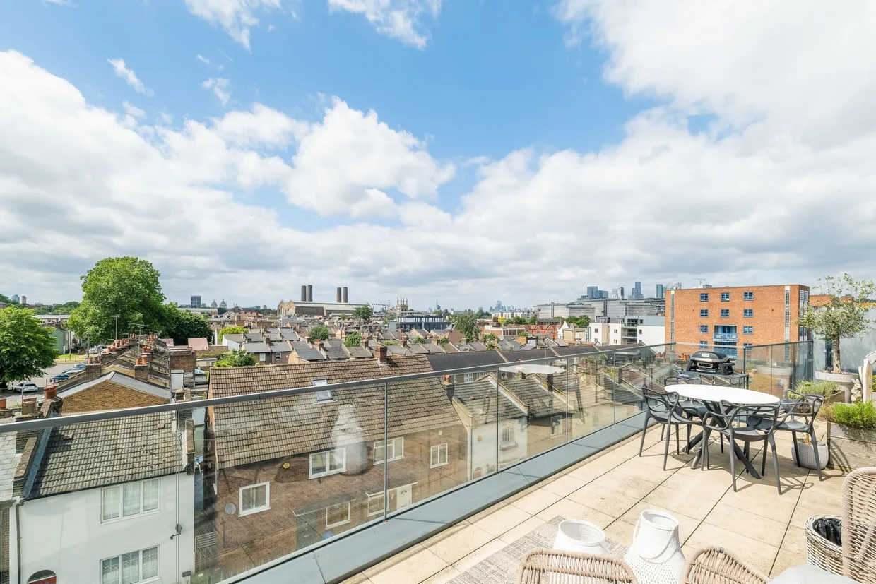 Hawthorne Crescent, London, SE10 photo 8