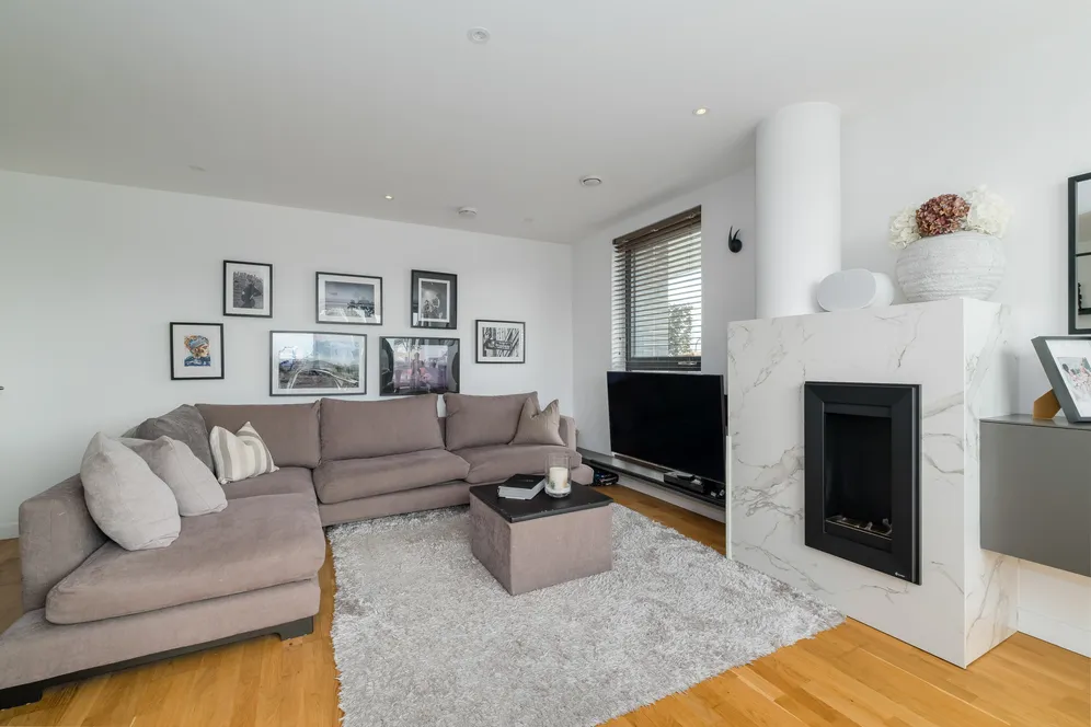 Hawthorne Crescent, London, SE10 photo 9
