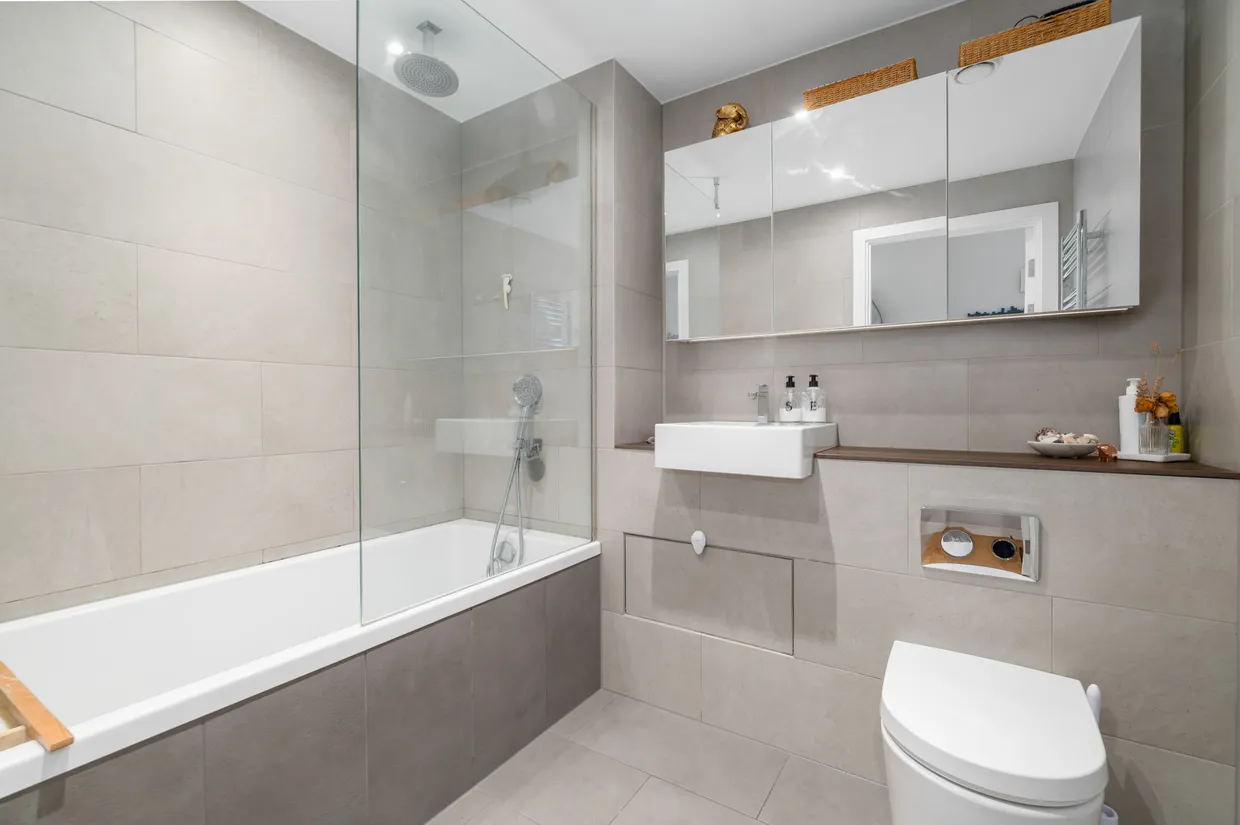 Hawthorne Crescent, London, SE10 photo 13