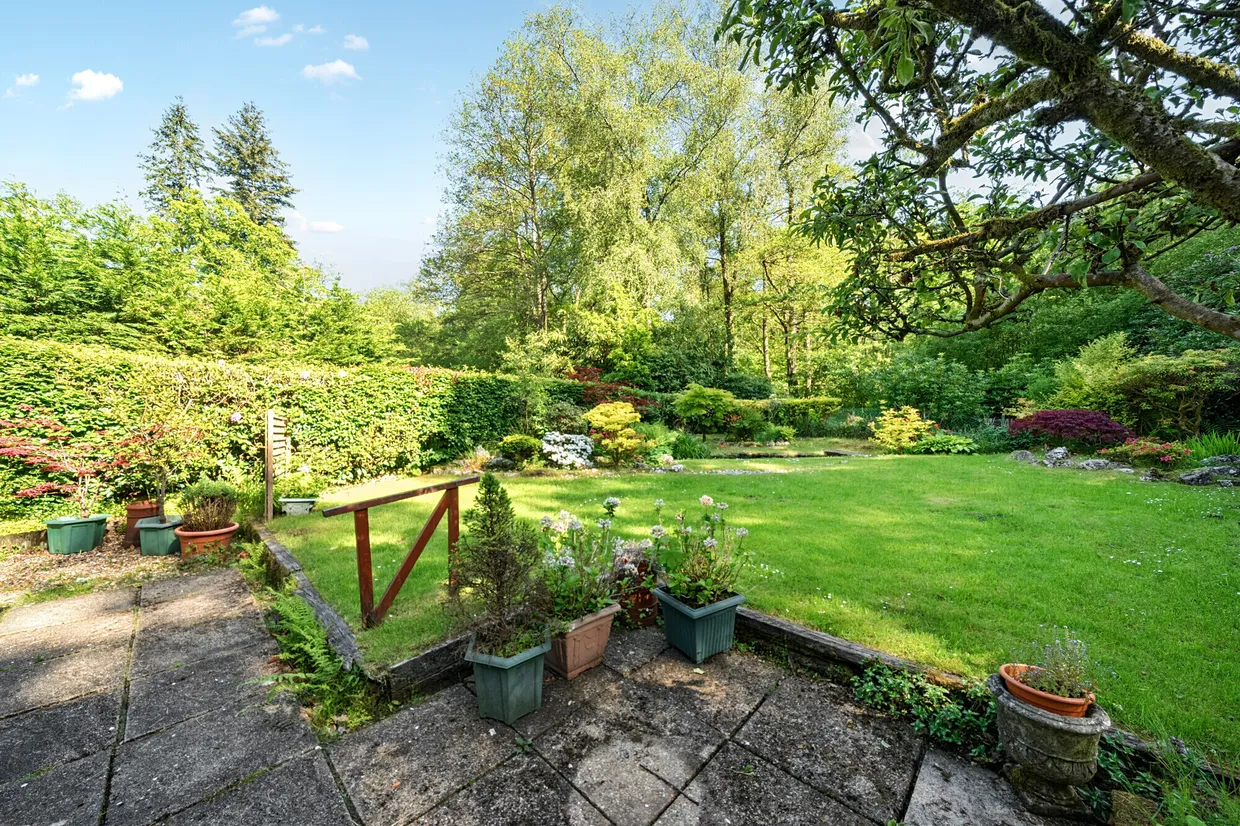 Kingsley Green, Haslemere, GU27 photo 2