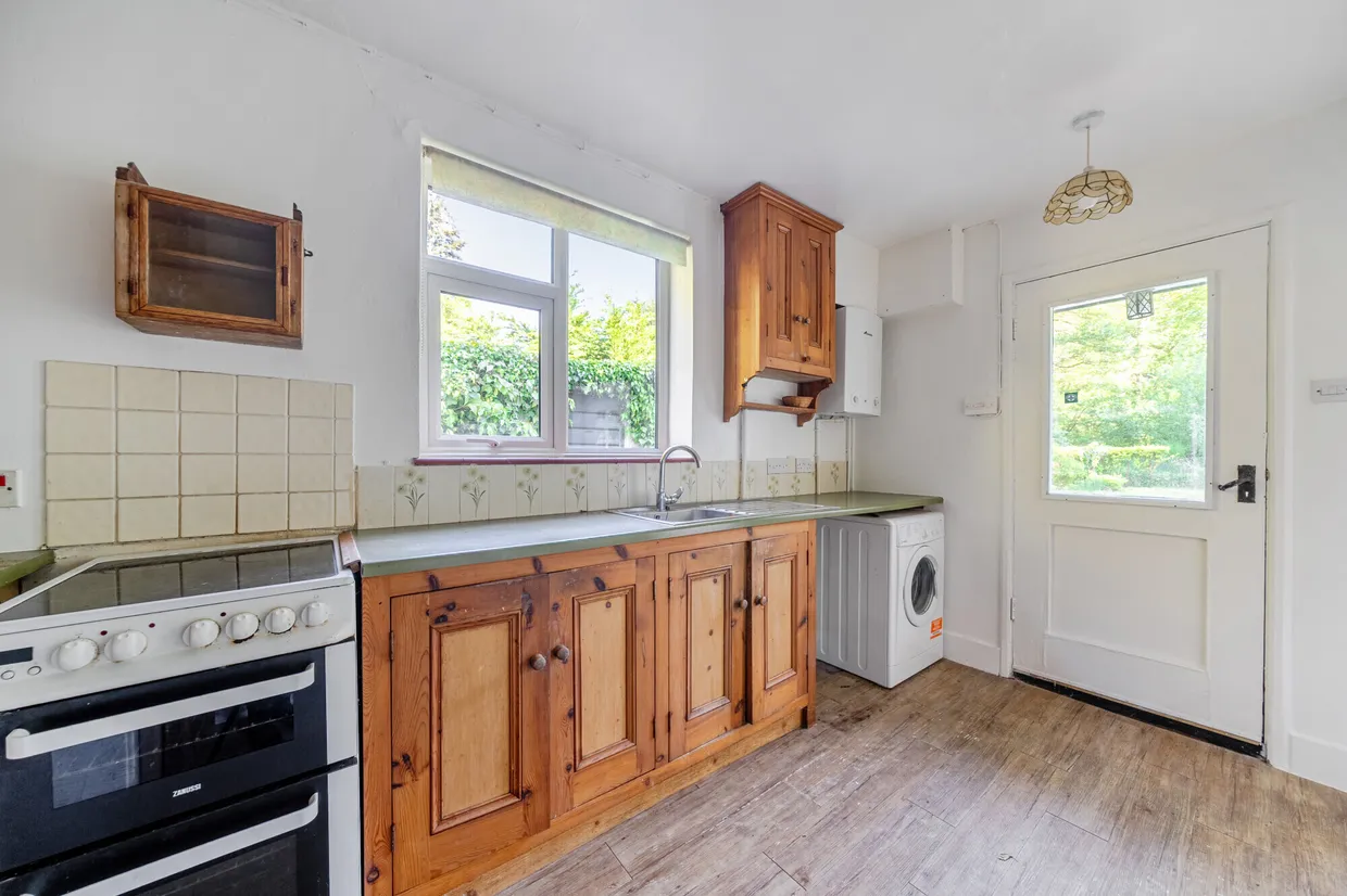 Kingsley Green, Haslemere, GU27 photo 6