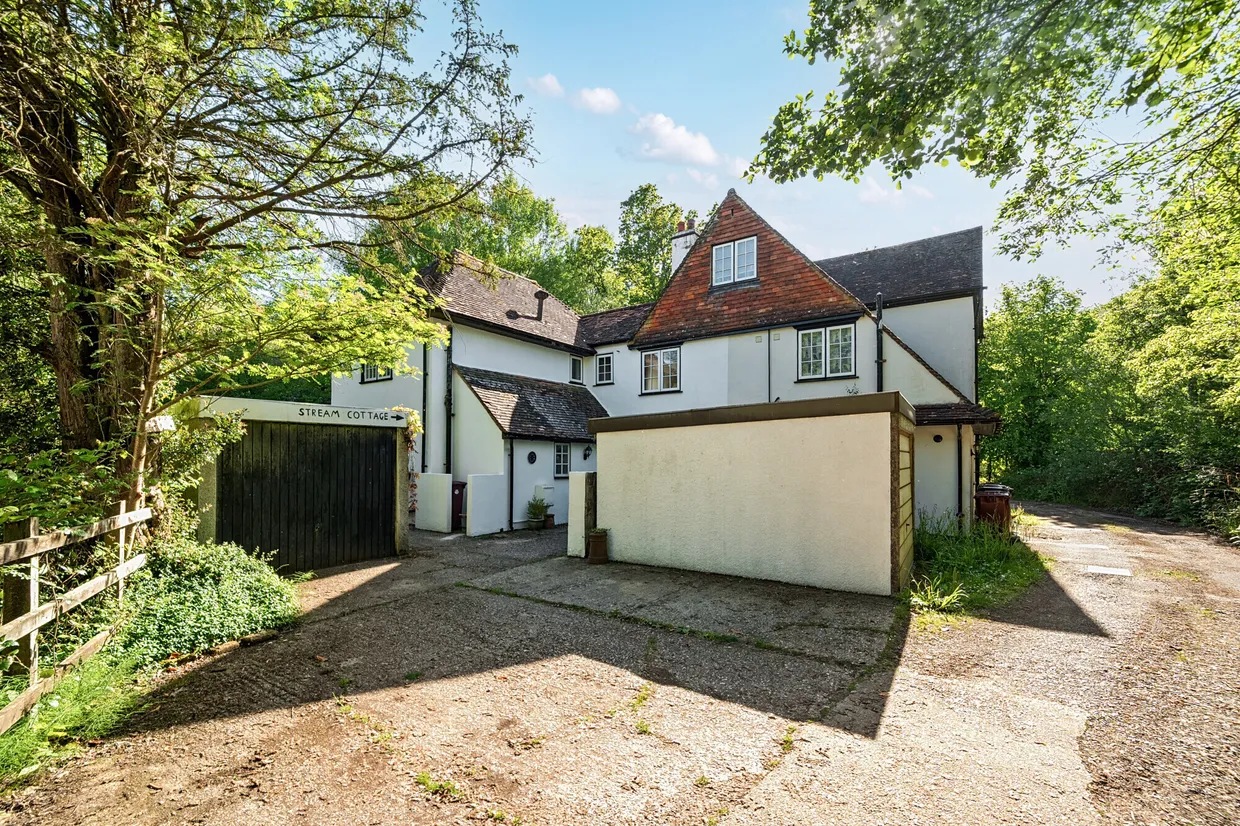 Kingsley Green, Haslemere, GU27 photo 13