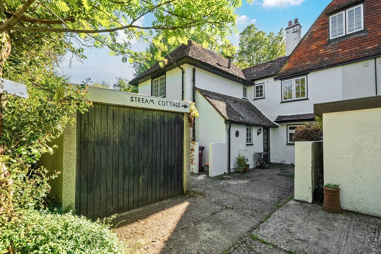 Kingsley Green, Haslemere, GU27 photo 17