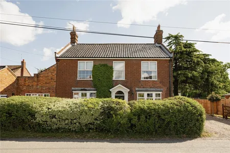The Street, Surlingham, NR14