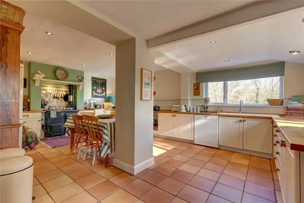 The Street, Surlingham, NR14 photo 5