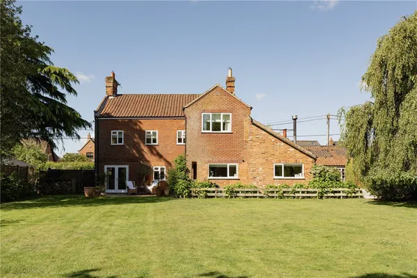 The Street, Surlingham, NR14 photo 29