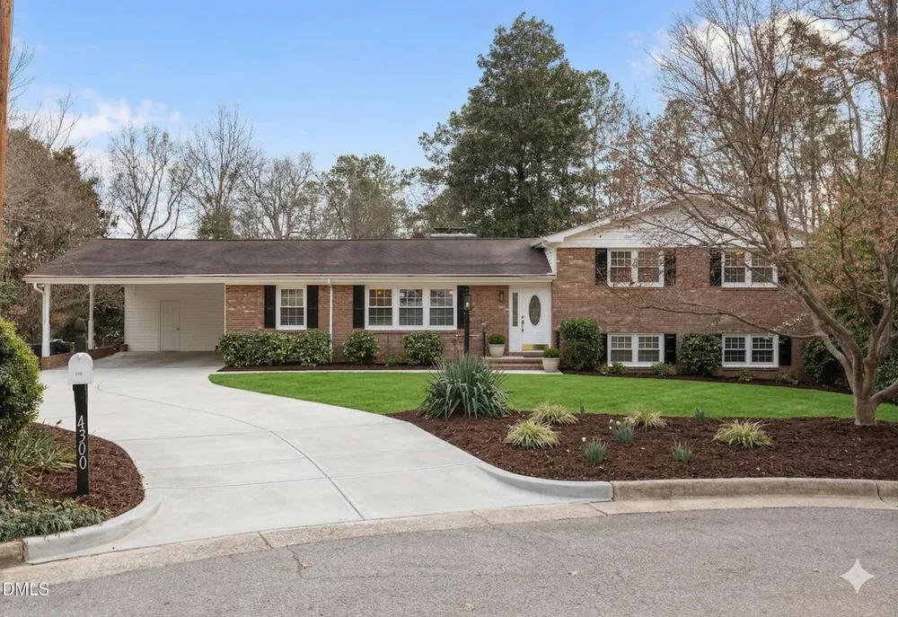 4300 Edgehill Ct, Raleigh, NC 27612