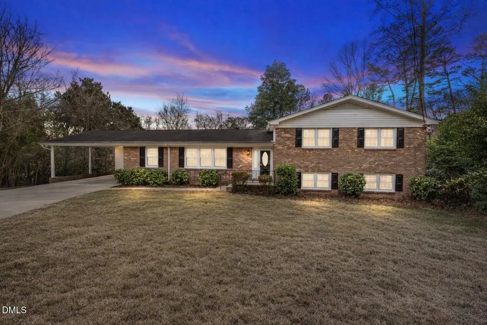 4300 Edgehill Ct, Raleigh, NC 27612