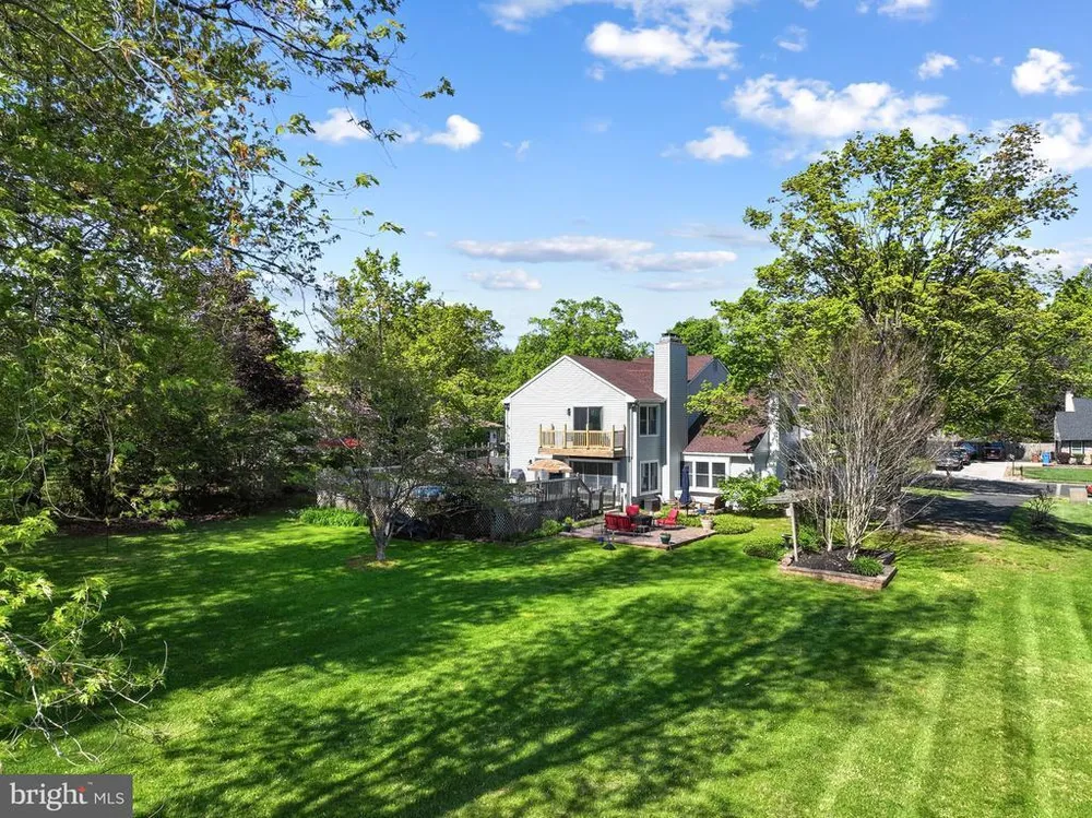 1273 Quarry Commons Dr, Yardley, PA 19067