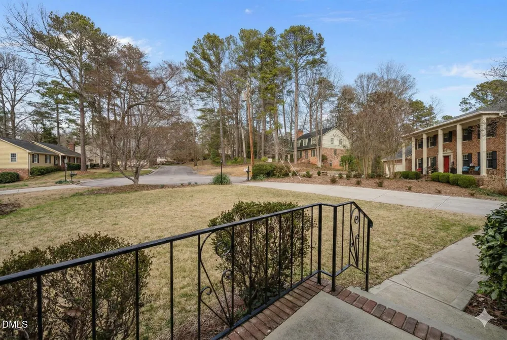 4300 Edgehill Ct, Raleigh, NC 27612