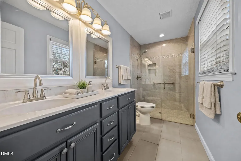 4300 Edgehill Ct, Raleigh, NC 27612