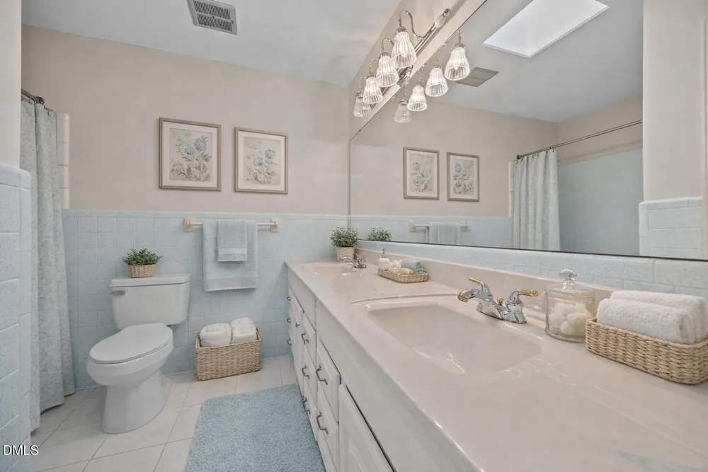 4300 Edgehill Ct, Raleigh, NC 27612