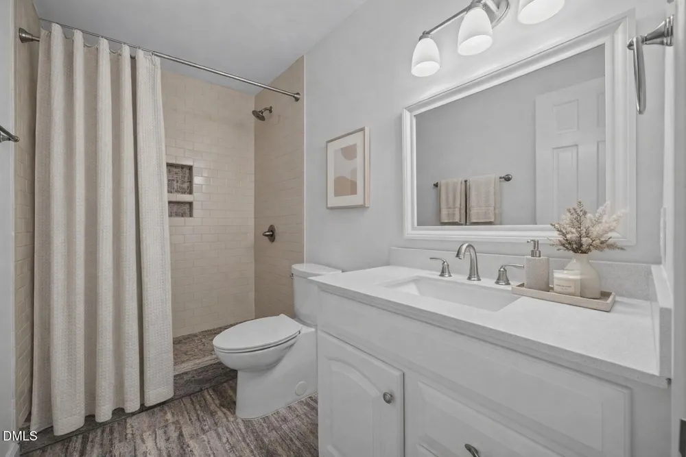 4300 Edgehill Ct, Raleigh, NC 27612