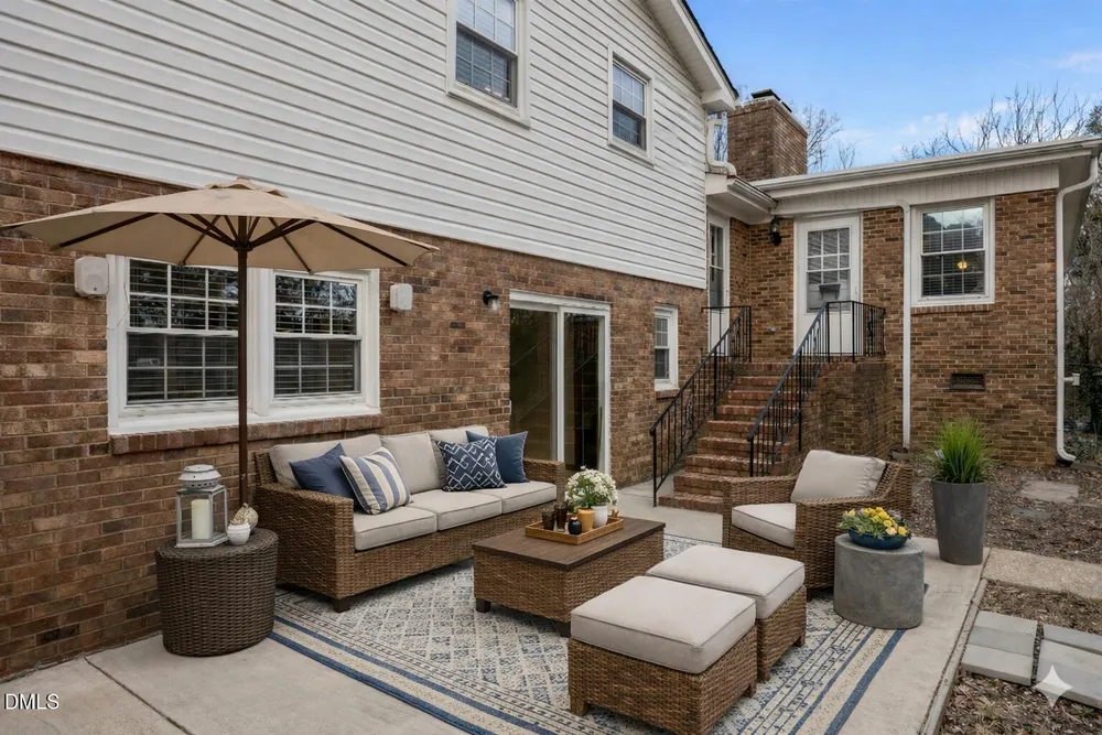 4300 Edgehill Ct, Raleigh, NC 27612