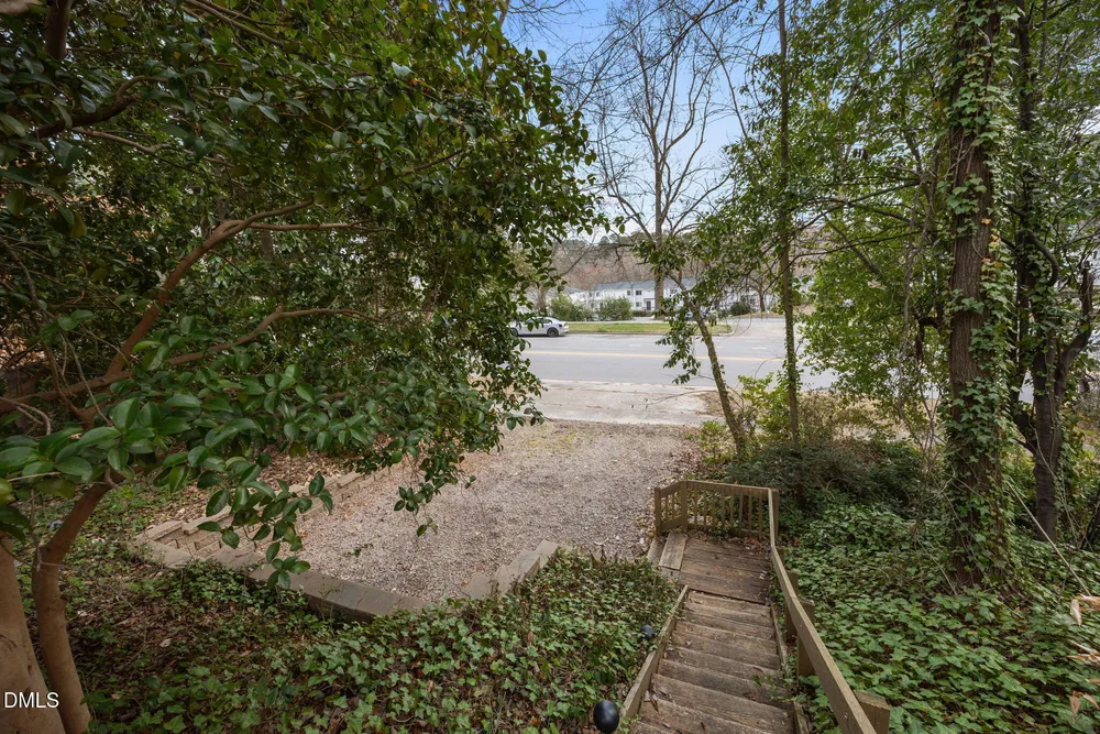 4300 Edgehill Ct, Raleigh, NC 27612