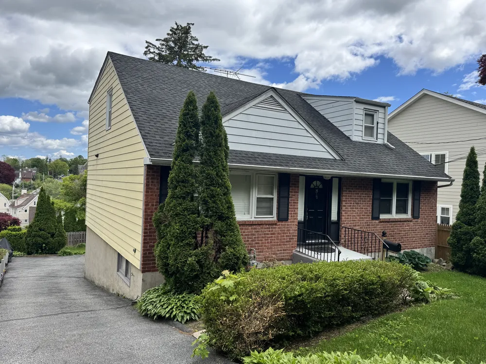 15 Orchard Pkwy, White Plains, NY 10606