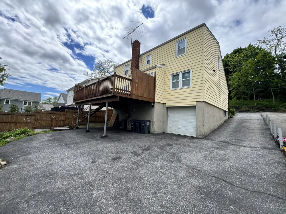 15 Orchard Pkwy, White Plains, NY 10606