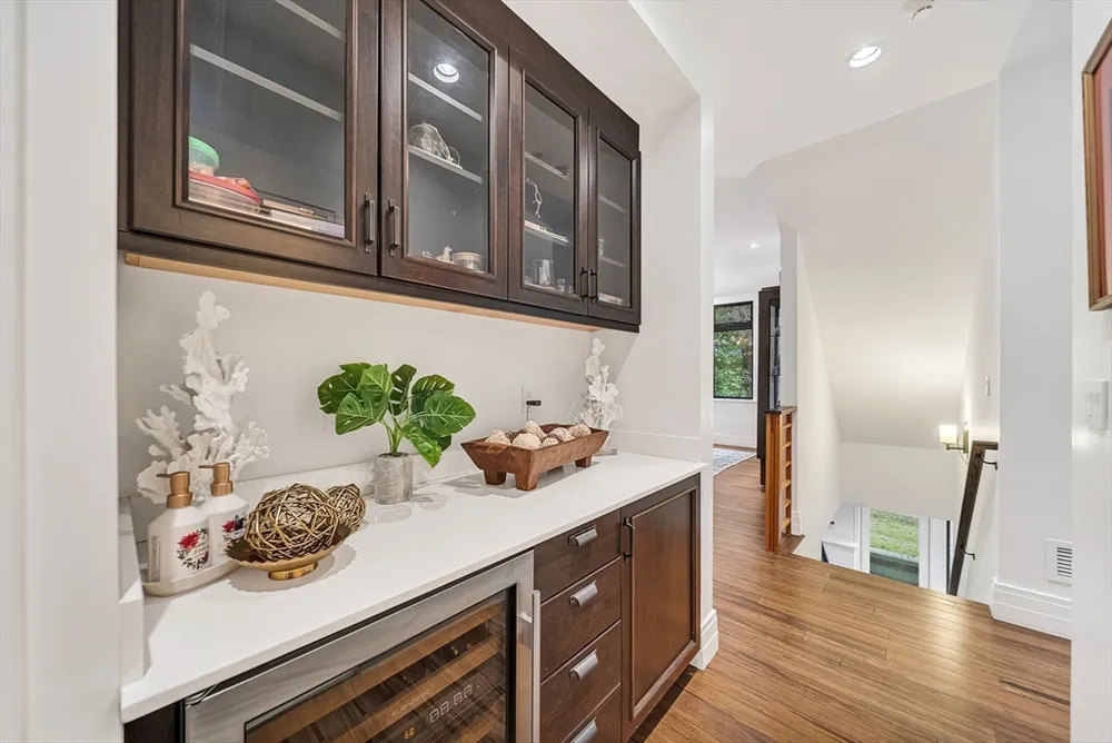 99 Littlefield Rd, Newton, MA 02459